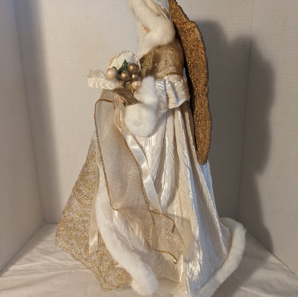 Angel gold cream with pearls tree topper - Picture 4 of 8